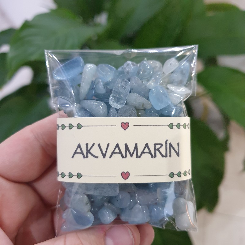Akvamarín modrý - balíček tromlovaných kameňov - 90g