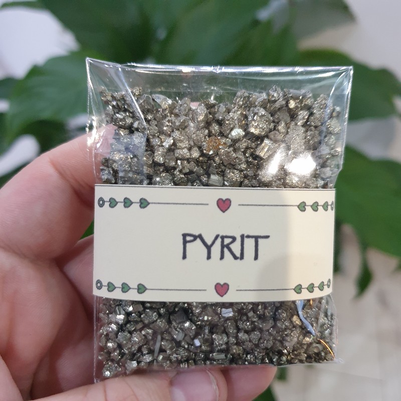 Pyrit - balíček surových kameňov - 100g