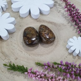 bronzit-tromlovany-kamen-01
