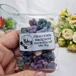 chalcedon-hroznovy-balicek-surovych-kamenov-50g-01