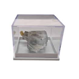 fluorit-zbierkovy-mineral-12-51g-03
