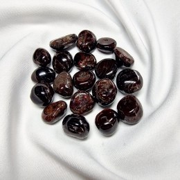 granat-15-20-mm-balicek-tromlovanych-kamenov-90g-01