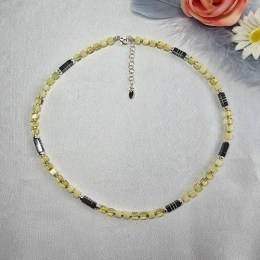 jantar-nahrdelnik-42-5-cm-11-39g-03