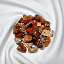 jaspis-brekcia-10-15-mm-balicek-tromlovanych-kamenov-90g-01