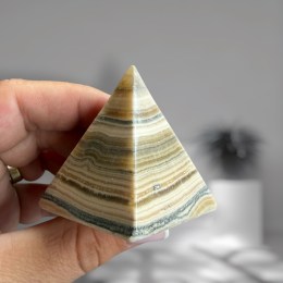 kalcit-zebra-pyramida-4-1x4-5-cm-02
