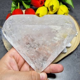 kristal-srdce-hmatka-576g-v-9-9-cm-01