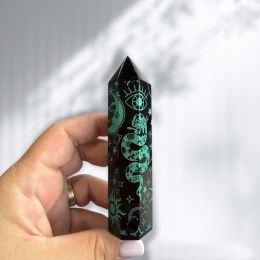 obsidian-cierny-spic-so-zelenou-potlacou-8-10-cm-1ks-03