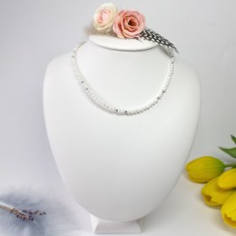 perly-sladkovodne-kremove-choker-nahrdelnik-so-striebornymi-gulickami-36-5-3-cm-o-perly-4-mm-1-01