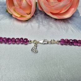 rubelit-ruzovy-turmalin-fazetovany-nahrdelnik-47-5-cm-o-gul-6x3-mm-04