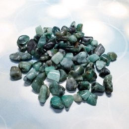 smaragd-balicek-tromlovanych-kamenov-90g-02