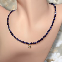 sodalit-fazetovany-hematit-pokoveny-nahrdelnik-40-5-cm-o-gul-3-mm-04