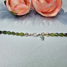 turmalin-fazetovany-nahrdelnik-46-cm-o-gul-4x5-mm-04